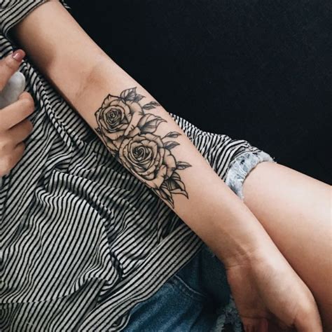 rose tatuaggio braccio|21 idee su Rose tatuaggio braccio 